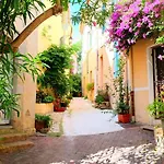 Appart Cocooning Proche Centre Avec Parking, Climatisation