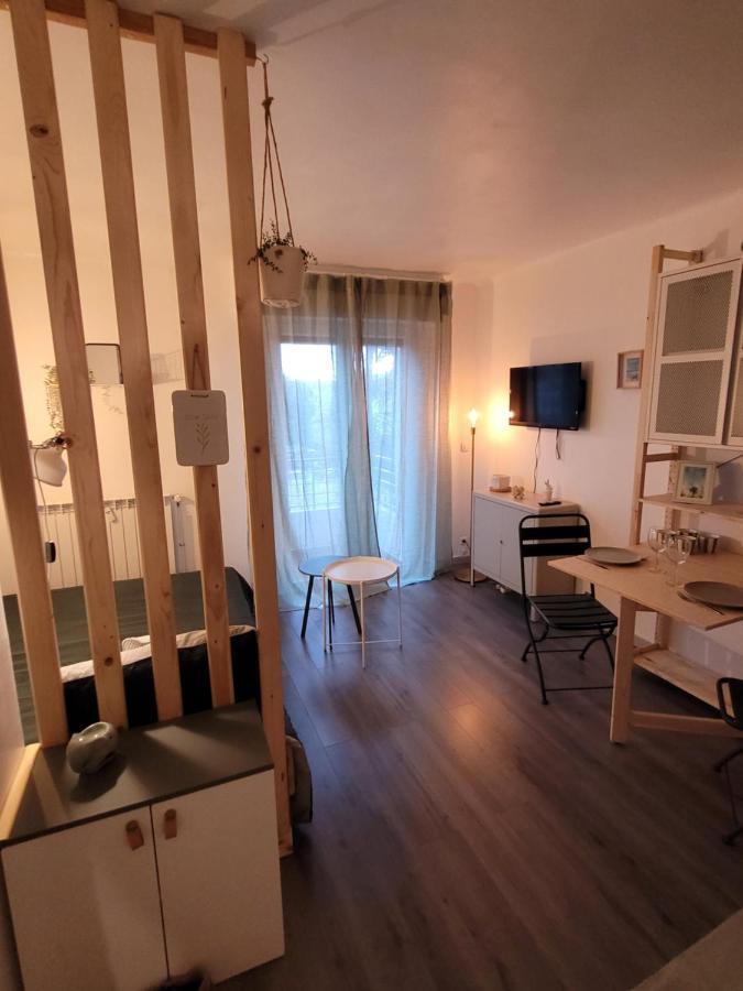 Apartment Cocooning Proche Centre Avec Parking, Climatisation