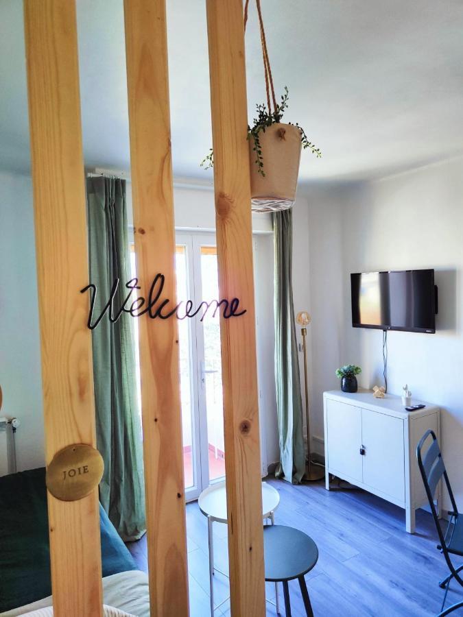 Apartment Cocooning Proche Centre Avec Parking, Climatisation